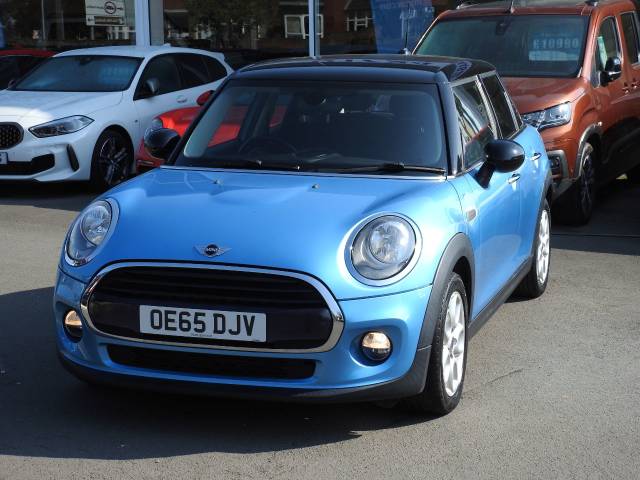 Mini Hatchback 1.5 Cooper D 5dr Hatchback Diesel Blue