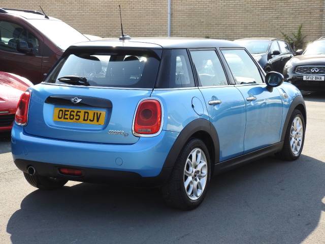 2015 Mini Hatchback 1.5 Cooper D 5dr