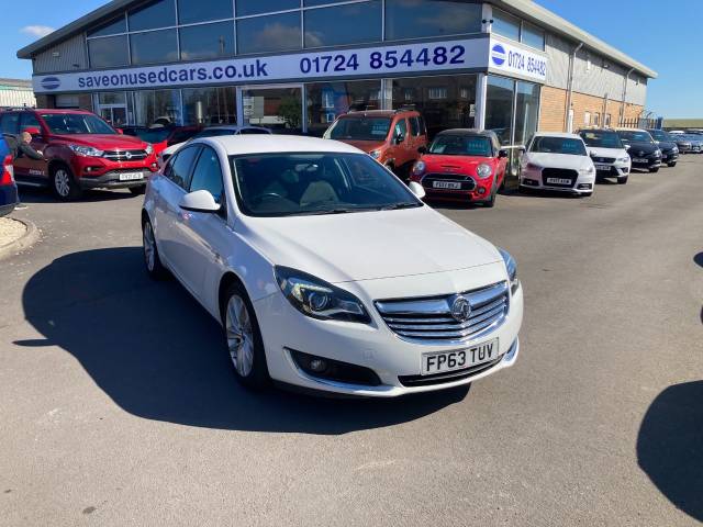 Vauxhall Insignia 1.8i VVT SRi 5dr Hatchback Petrol White