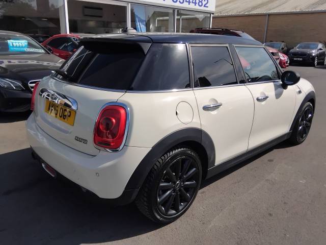 2015 Mini Hatchback 1.5 Cooper 5dr