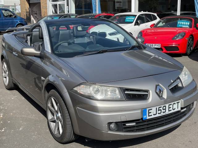 Renault Megane 1.9 dCi Dynamique S 2dr Non FAP Convertible Diesel Beige