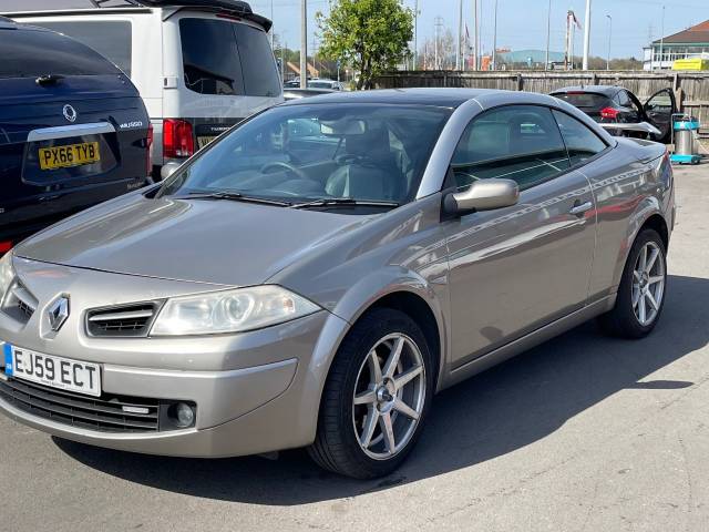 2009 Renault Megane 1.9 dCi Dynamique S 2dr Non FAP