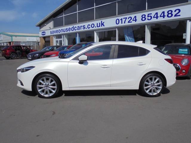 Mazda 3 2.0 Sport Nav 5dr Hatchback Petrol White