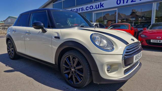 2015 Mini Hatchback 1.5 Cooper 5dr