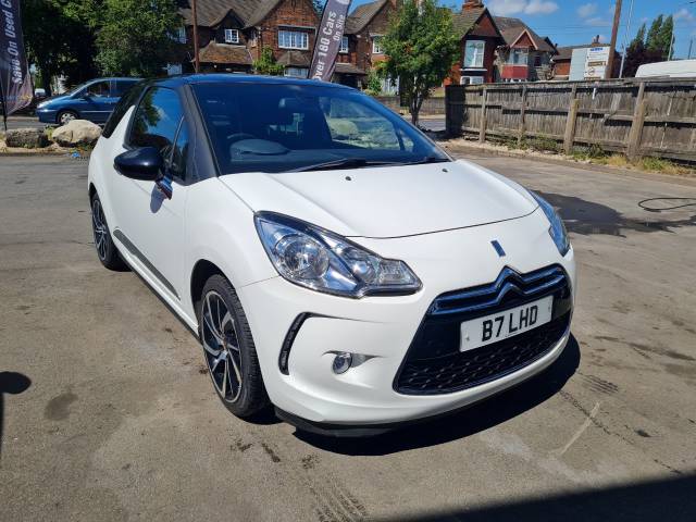 Ds Ds 3 1.2 PureTech 110 DStyle Nav 3dr Hatchback Petrol White