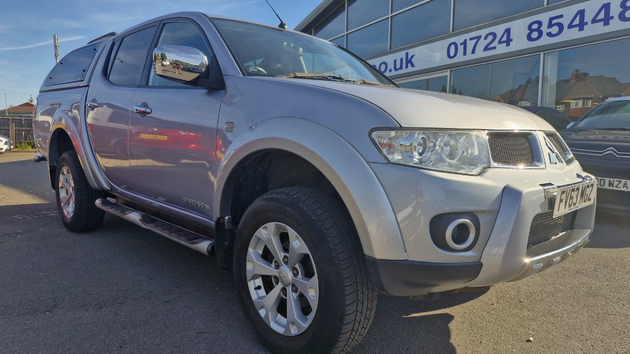 2013 Mitsubishi L200