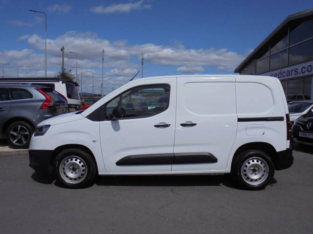 Toyota Proace City 1.5D 100 Active Van [6 Speed] Panel Van Diesel White