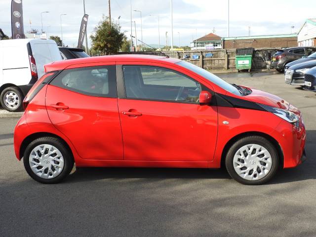 2021 Toyota Aygo 1.0 VVT-i X-Play TSS 5dr