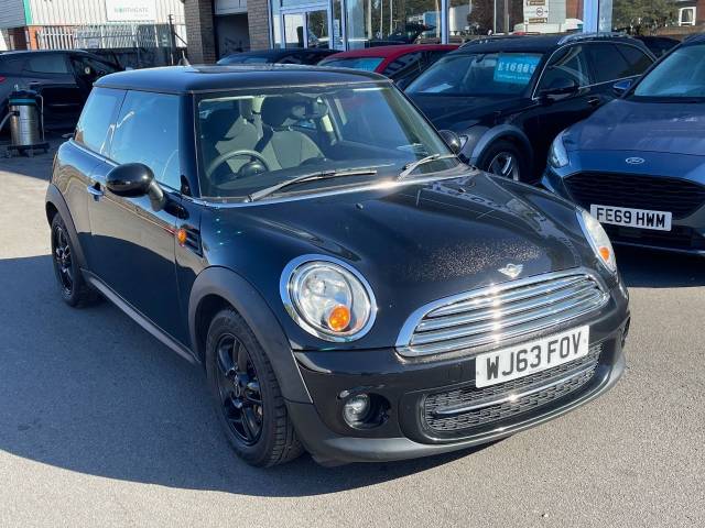 Mini Hatchback 2.0 Cooper D 3dr Auto Hatchback Diesel Black