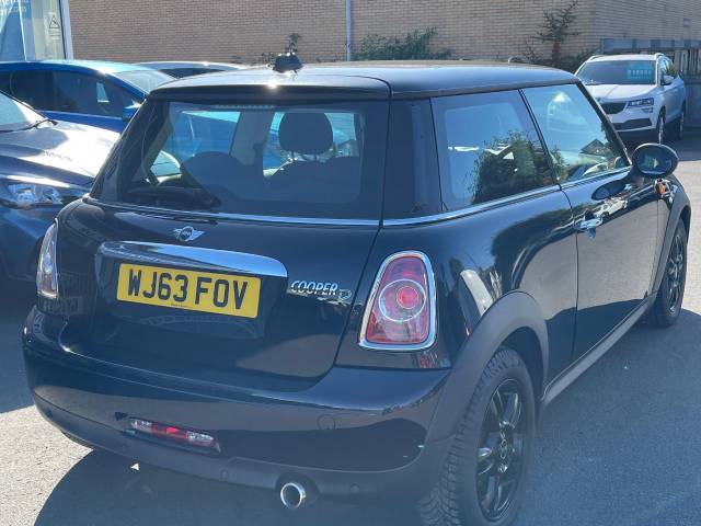 2013 Mini Hatchback 2.0 Cooper D 3dr Auto