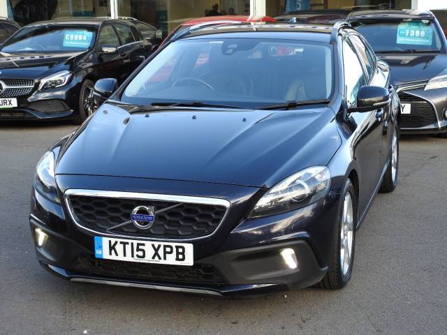 Volvo V40 2.0 D2 [120] Cross Country Lux Nav 5dr Hatchback Diesel Blue