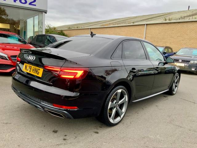 2019 Audi A4 2.0 35 TFSI Black Edition 4dr S Tronic