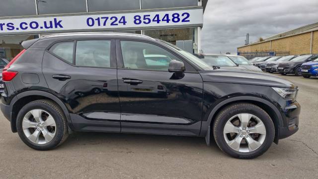 2018 Volvo XC40 2.0 T4 Momentum 5dr AWD Geartronic