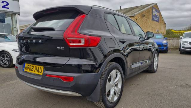 2018 Volvo XC40 2.0 T4 Momentum 5dr AWD Geartronic