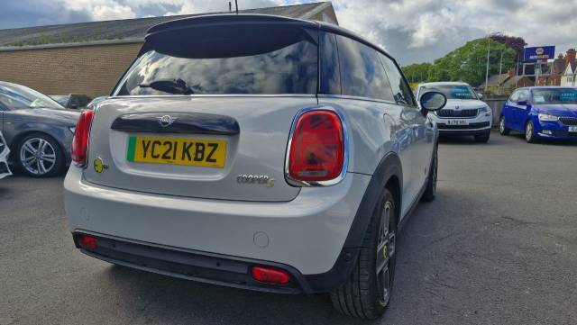 2021 Mini Hatchback 0.0 135kW Cooper S Level 2 33kWh 3dr Auto