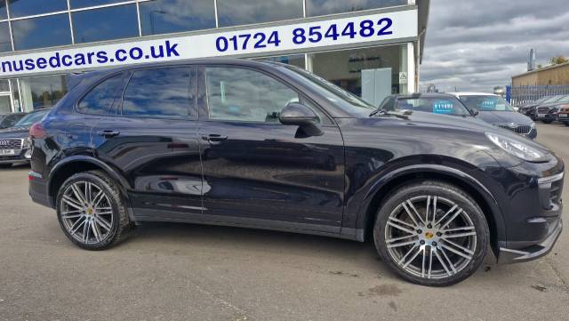 2017 Porsche Cayenne 3.0 Platinum Edition Diesel 5dr Tiptronic S