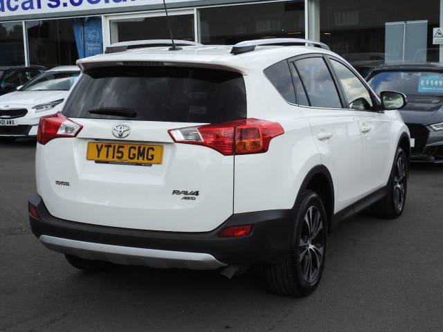 2015 Toyota Rav-4 2.0 D-4D Invincible 5dr