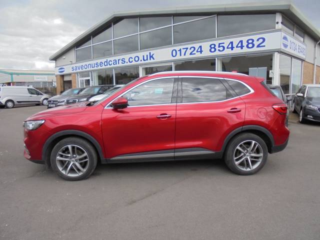 MG Motor UK HS 1.5 T-GDI PHEV Exclusive 5dr Auto Estate Petrol / Electric Hybrid Red