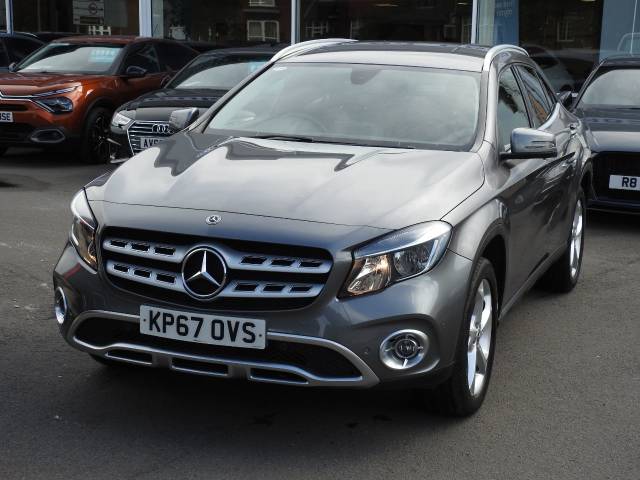 Mercedes-Benz GLA 2.1 GLA 200d Sport Executive 5dr Estate Diesel Grey