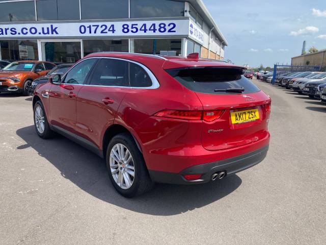 2017 Jaguar F-Pace 2.0d Portfolio 5dr Auto AWD