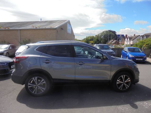 2017 Nissan Qashqai 1.5 dCi N-Connecta 5dr