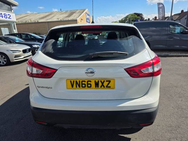 2016 Nissan Qashqai 1.5 dCi Acenta 5dr