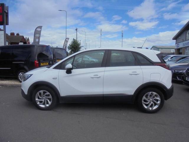 Vauxhall Crossland X 1.2 SE Nav 5dr Hatchback Petrol White