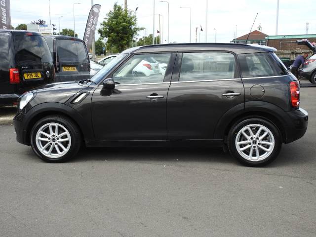 2015 Mini Countryman 2.0 Cooper D Business Edition 5dr Auto