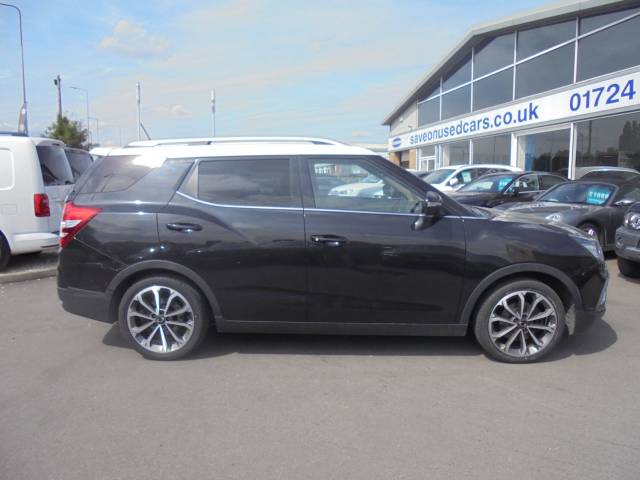 SsangYong Tivoli 1.6 D Ultimate 5dr Estate Diesel Black