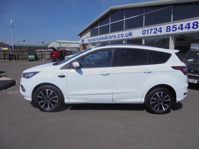 Ford Kuga 2.0 TDCi ST-Line 5dr 2WD Hatchback Diesel White