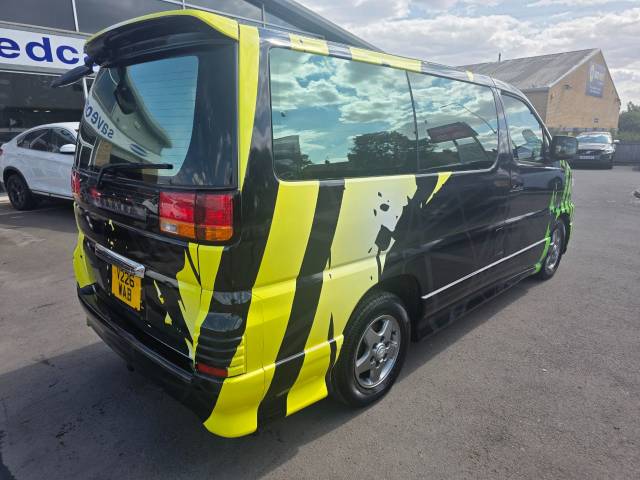 2013 Nissan Elgrand 3.3 ELGRAND