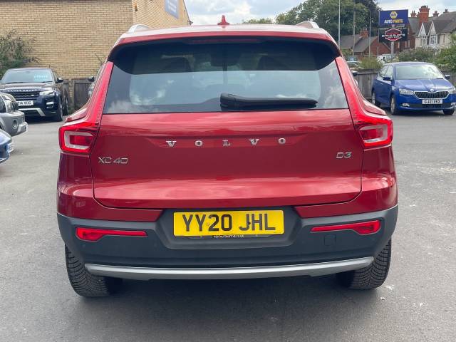 2020 Volvo XC40 2.0 D3 Momentum 5dr