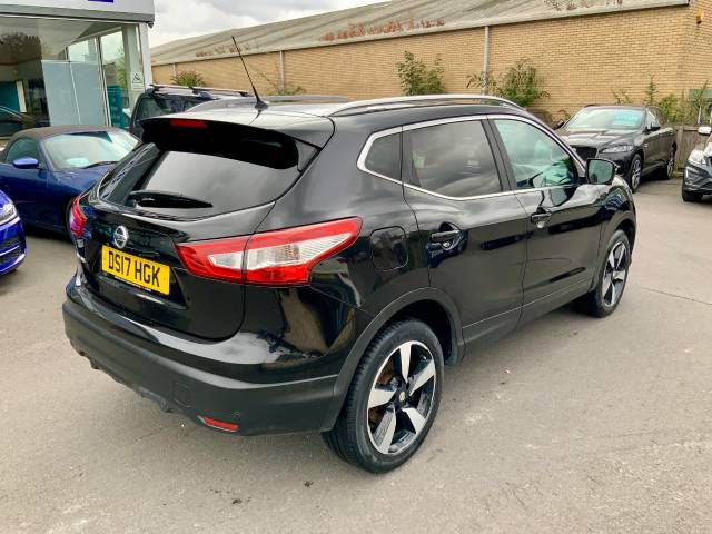 2017 Nissan Qashqai 1.5 dCi N-Connecta 5dr