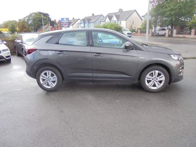 2020 Vauxhall Grandland X 1.5 Turbo D SE 5dr