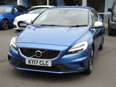 2017 Volvo V40