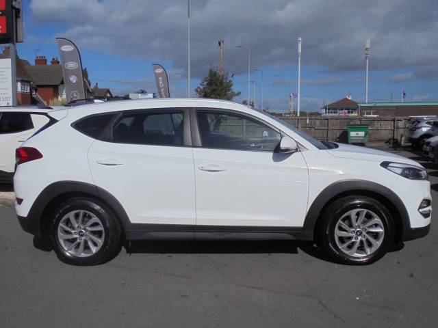 2015 Hyundai TUCSON 2.0 CRDi Blue Drive SE Nav 5dr 2WD