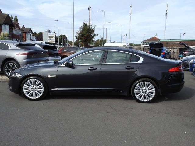 2014 Jaguar XF 2.2d [200] Portfolio 4dr Auto