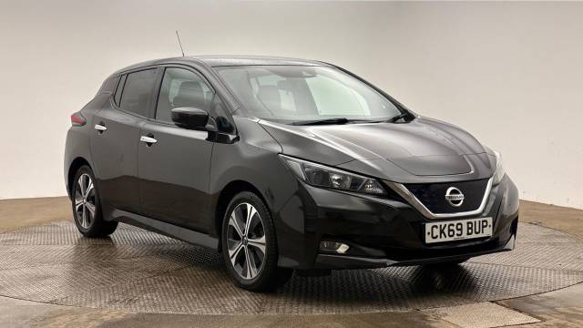 Nissan Leaf 0.0 110kW N-Connecta 40kWh 5dr Auto Hatchback Electric Black