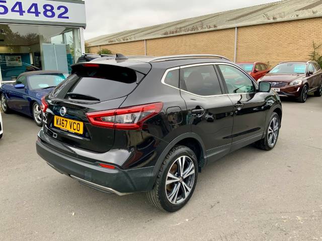 2017 Nissan Qashqai 1.5 dCi N-Connecta 5dr