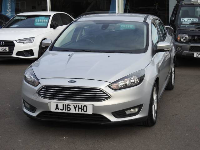 Ford Focus 1.5 TDCi 120 Zetec 5dr Hatchback Diesel Silver