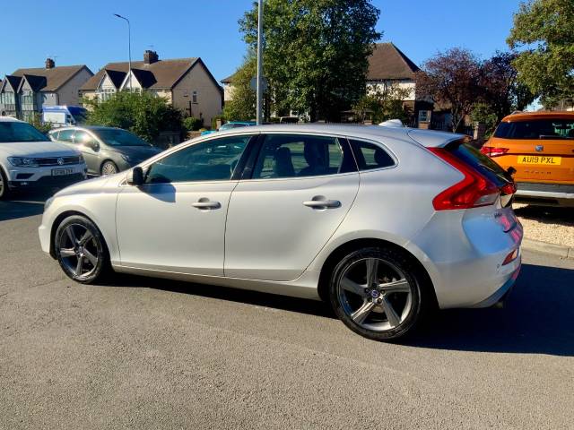 2014 Volvo V40 1.6 D2 R DESIGN 5dr