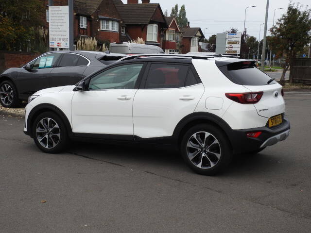 2018 Kia Stonic 1.6 CRDi First Edition 5dr