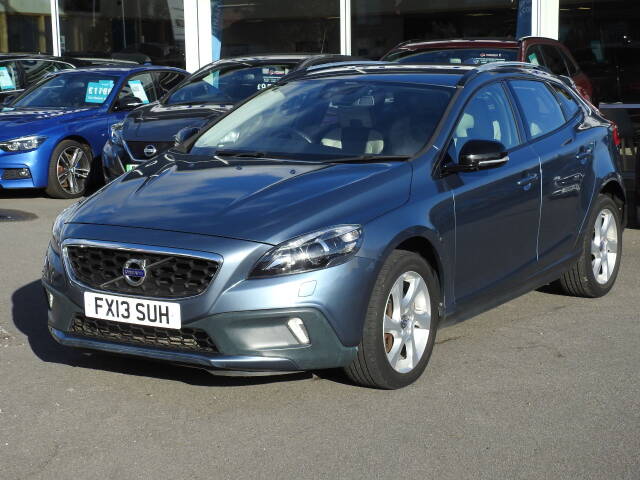 2013 Volvo V40 2.0 D3 Cross Country Lux 5dr