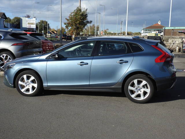 2013 Volvo V40 2.0 D3 Cross Country Lux 5dr